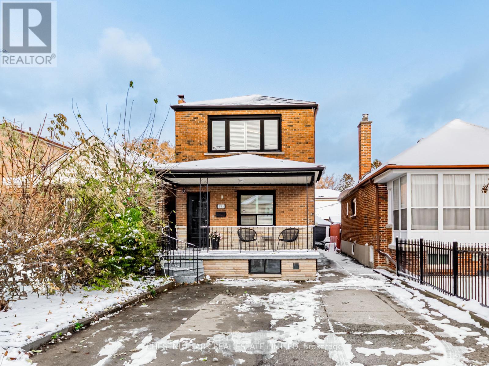 183 Locksley Avenue, Toronto, Ontario  M6B 3N8 - Photo 2 - W12533102