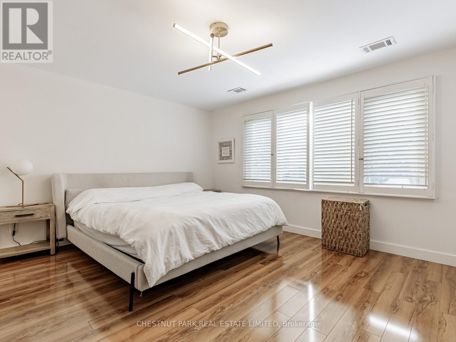 183 Locksley Avenue, Toronto, Ontario  M6B 3N8 - Photo 24 - W12533102