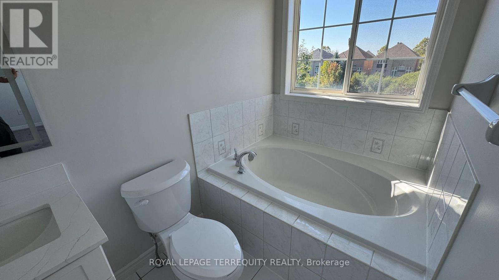 24 - 520 Novo Star Drive, Mississauga, Ontario  L5W 1X7 - Photo 23 - W12533118