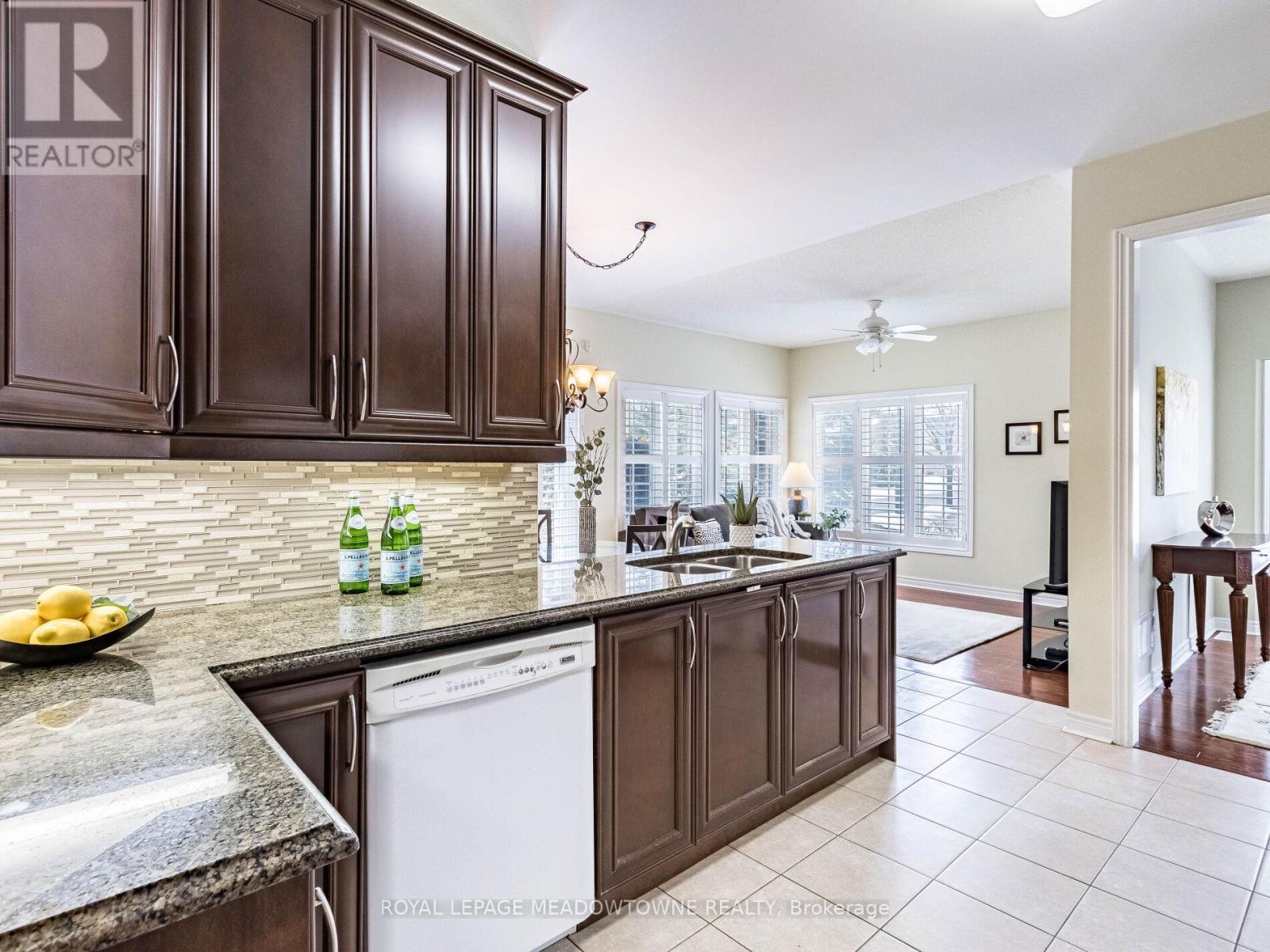 34 - 54 Locust Drive, Brampton, Ontario  L6R 0W2 - Photo 22 - W12533140