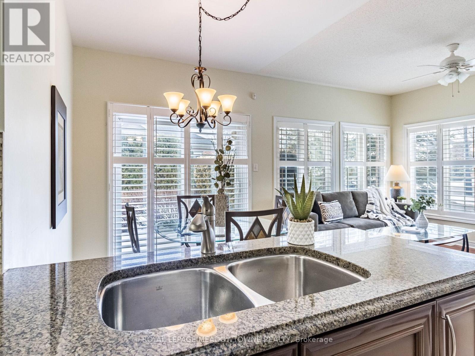 34 - 54 Locust Drive, Brampton, Ontario  L6R 0W2 - Photo 23 - W12533140