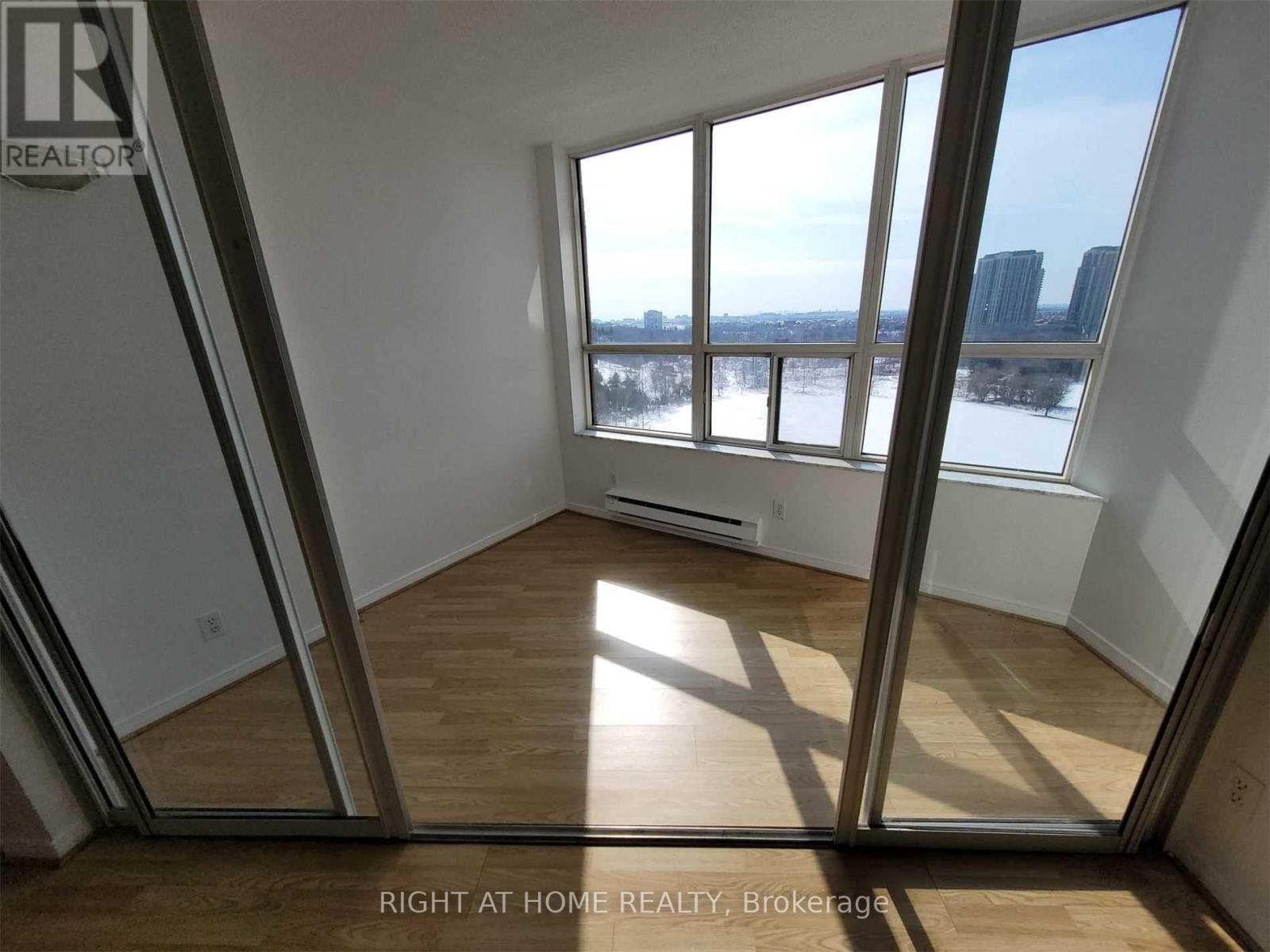 813 - 6 Humberline Drive, Toronto, Ontario  M9W 6X8 - Photo 9 - W12533144