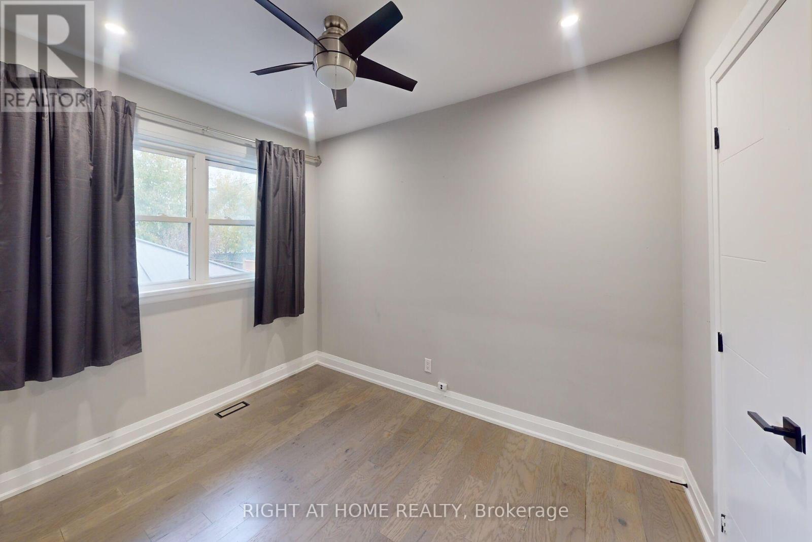 2298 Fassel Avenue, Burlington, Ontario  L7R 3P3 - Photo 20 - W12533176