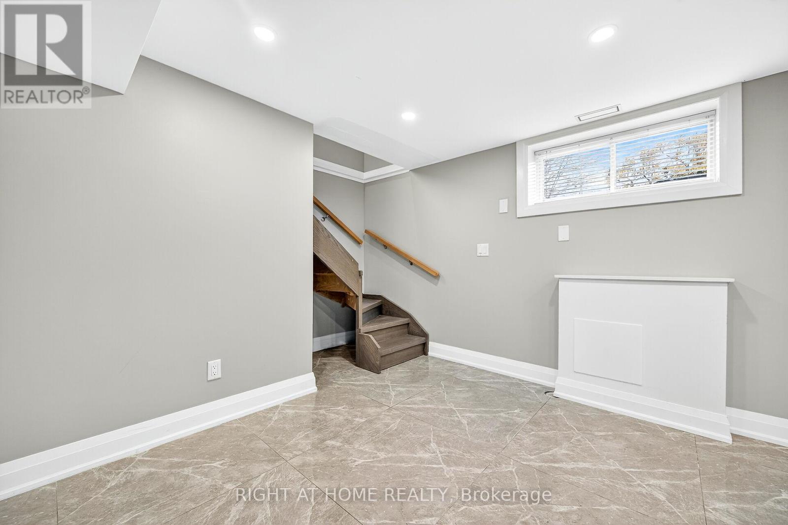 2298 Fassel Avenue, Burlington, Ontario  L7R 3P3 - Photo 23 - W12533176