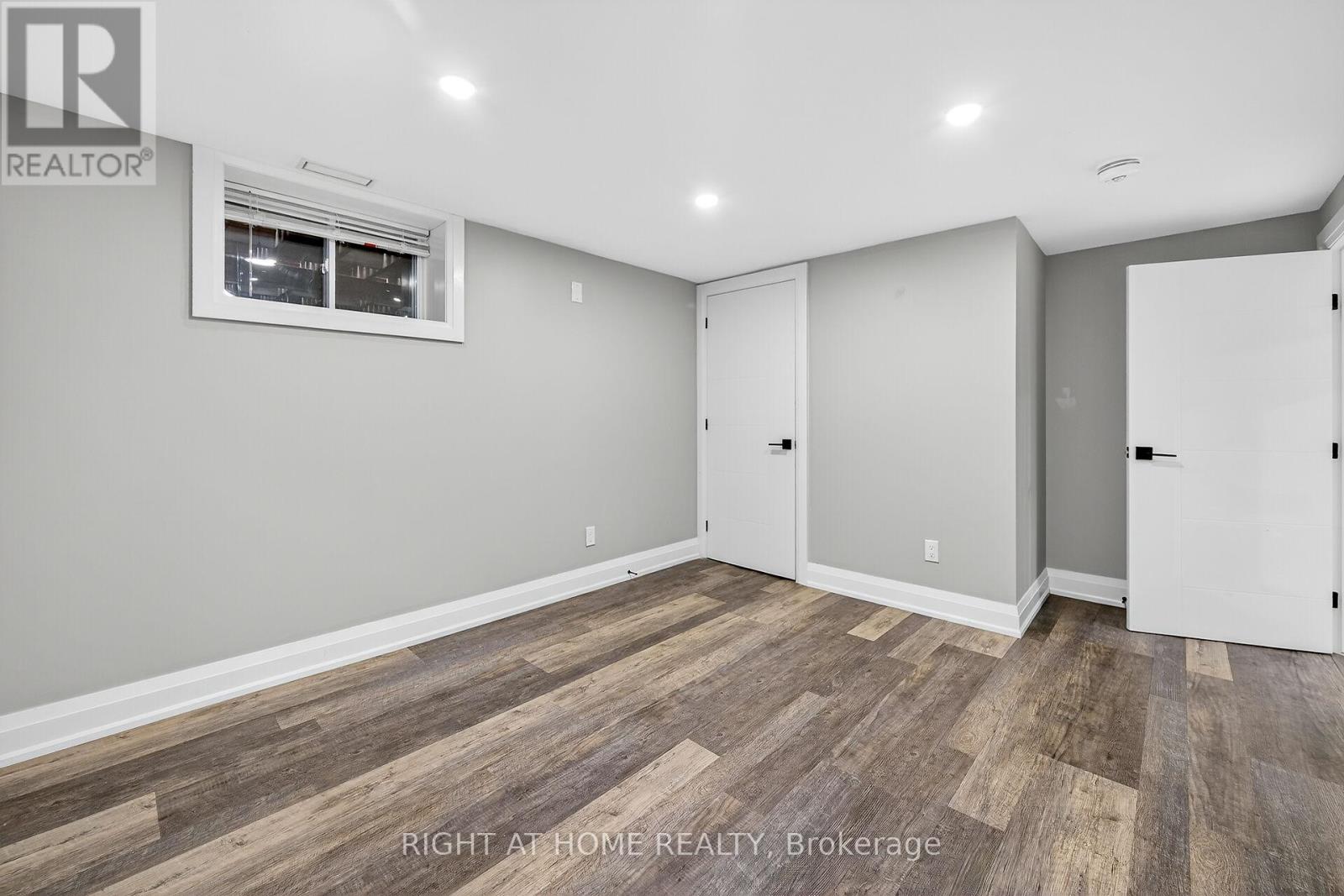 2298 Fassel Avenue, Burlington, Ontario  L7R 3P3 - Photo 34 - W12533176