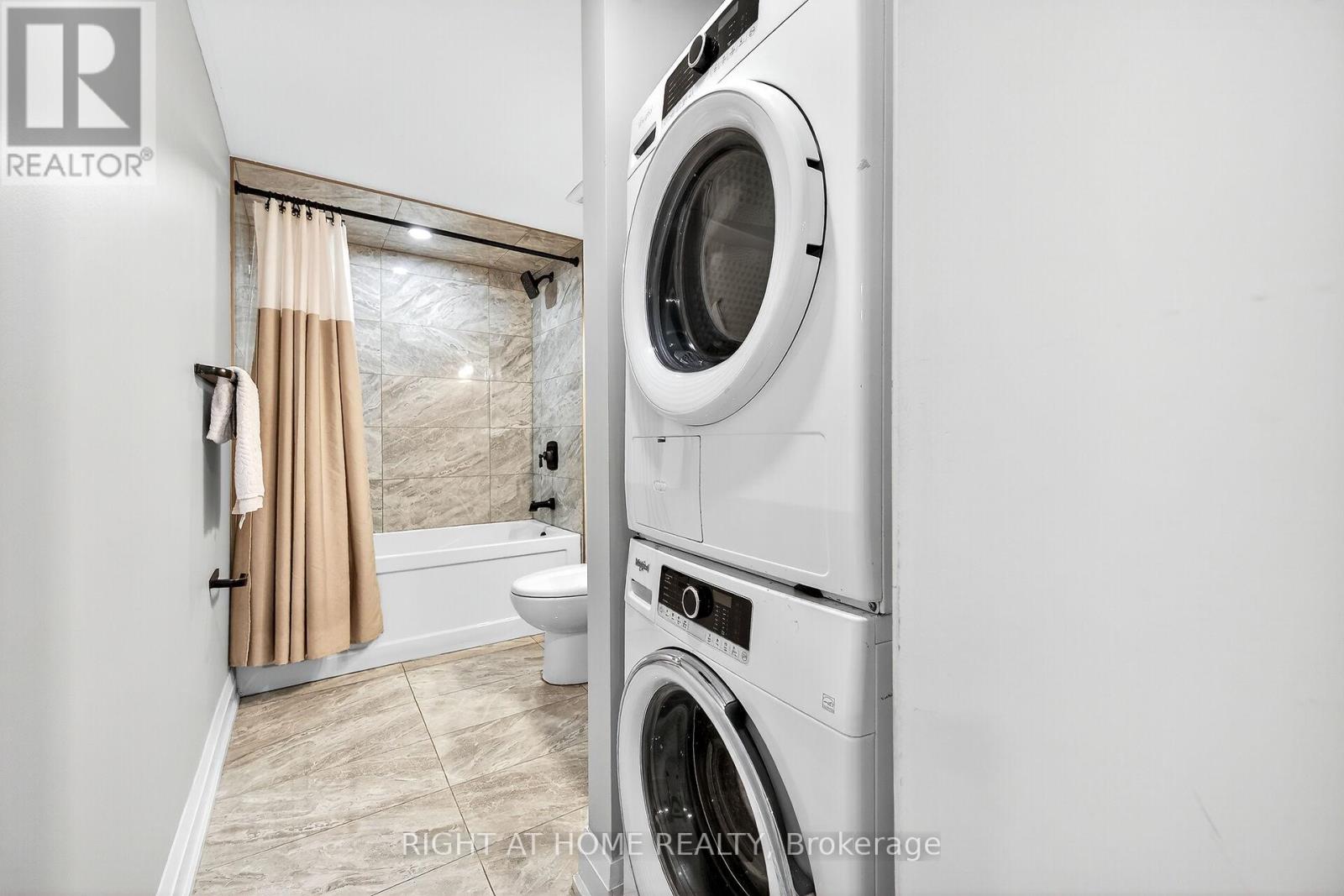 2298 Fassel Avenue, Burlington, Ontario  L7R 3P3 - Photo 35 - W12533176