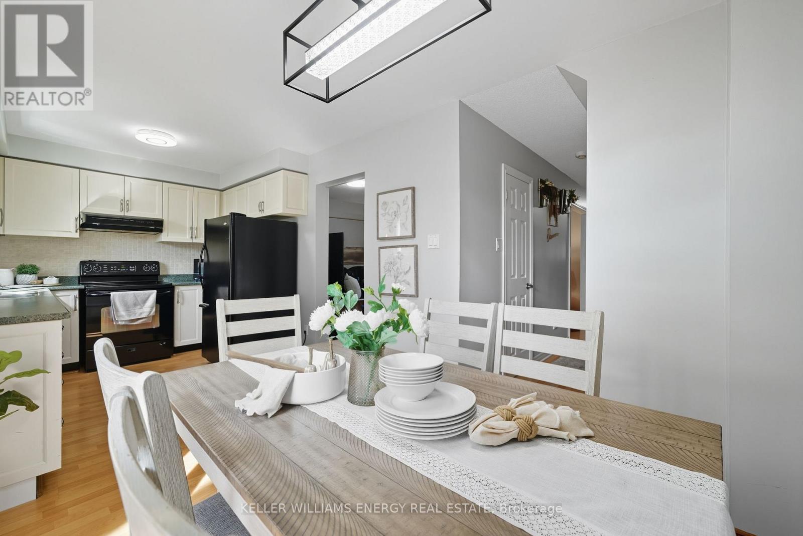 8 Inglis Avenue, Clarington, Ontario L1E 2A8 - Photo 6 - E12533300