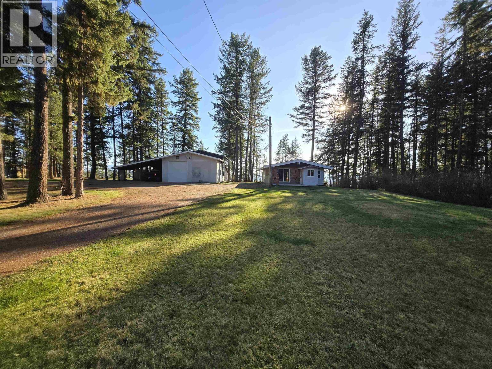 706 Callis Road, Quesnel, British Columbia  V2J 6S3 - Photo 5 - R3066445