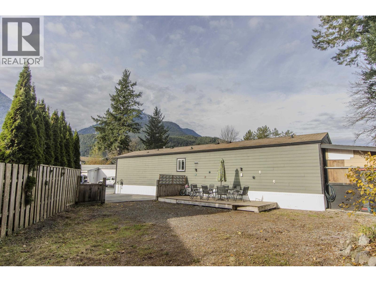 15 39884 Government Road, Squamish, British Columbia  V8B 0A1 - Photo 22 - R3065886