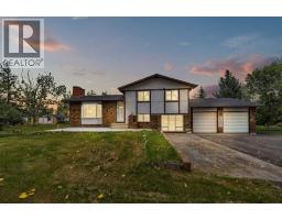 40 Pleasant Range Place, Rural Rocky View County, Ca