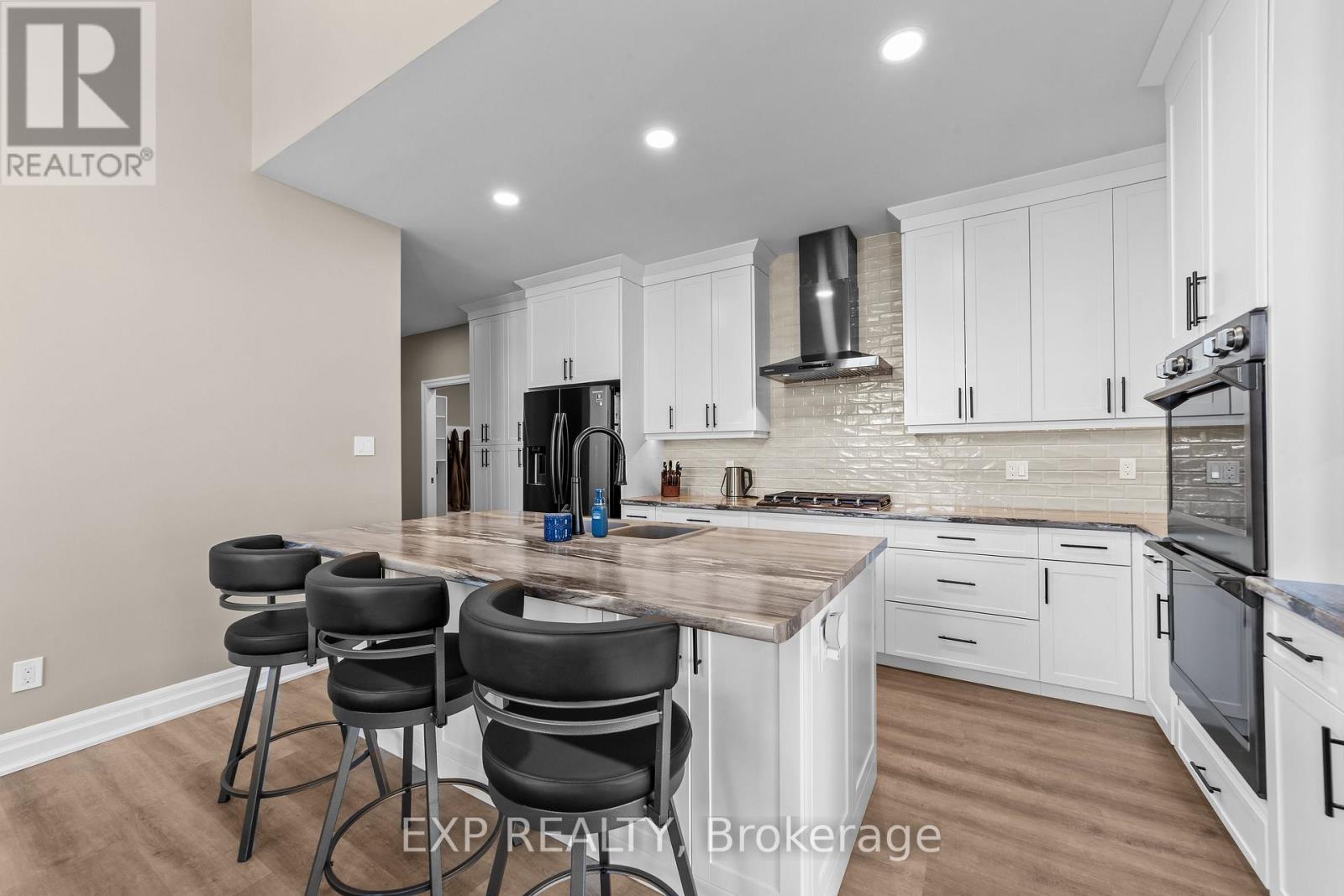 1 - 1430 Highbury Avenue N, London East, Ontario  N5Y 6M4 - Photo 11 - X12533282