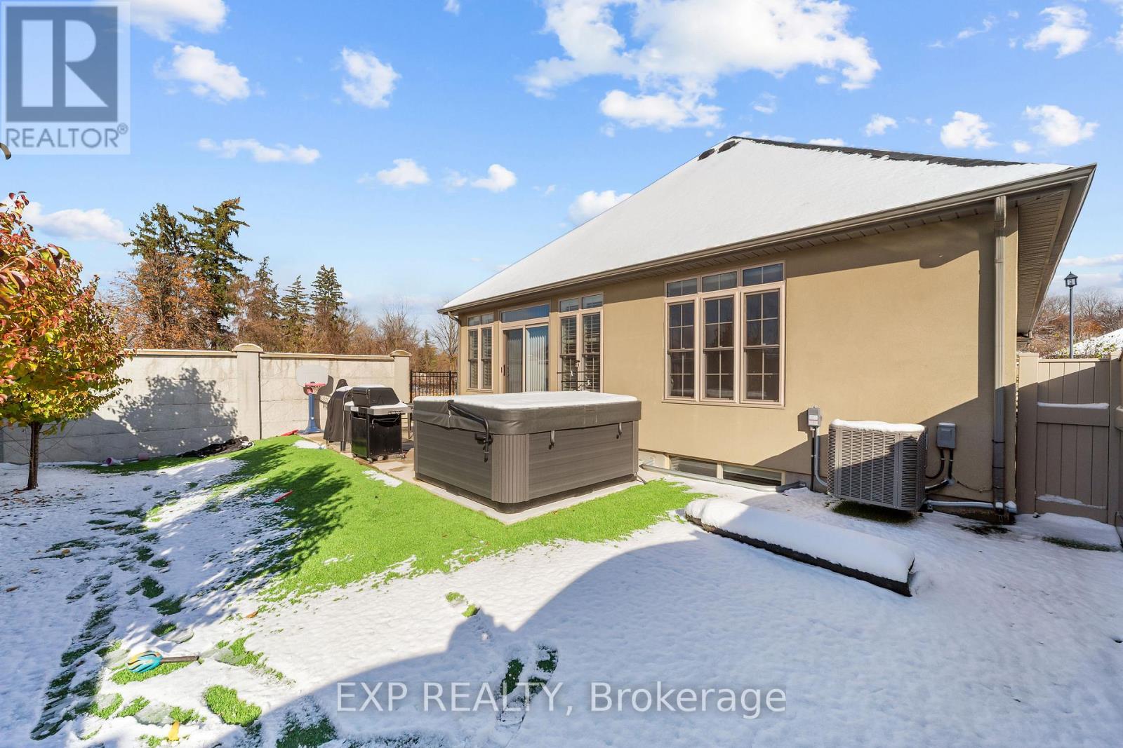 1 - 1430 Highbury Avenue N, London East, Ontario  N5Y 6M4 - Photo 4 - X12533282