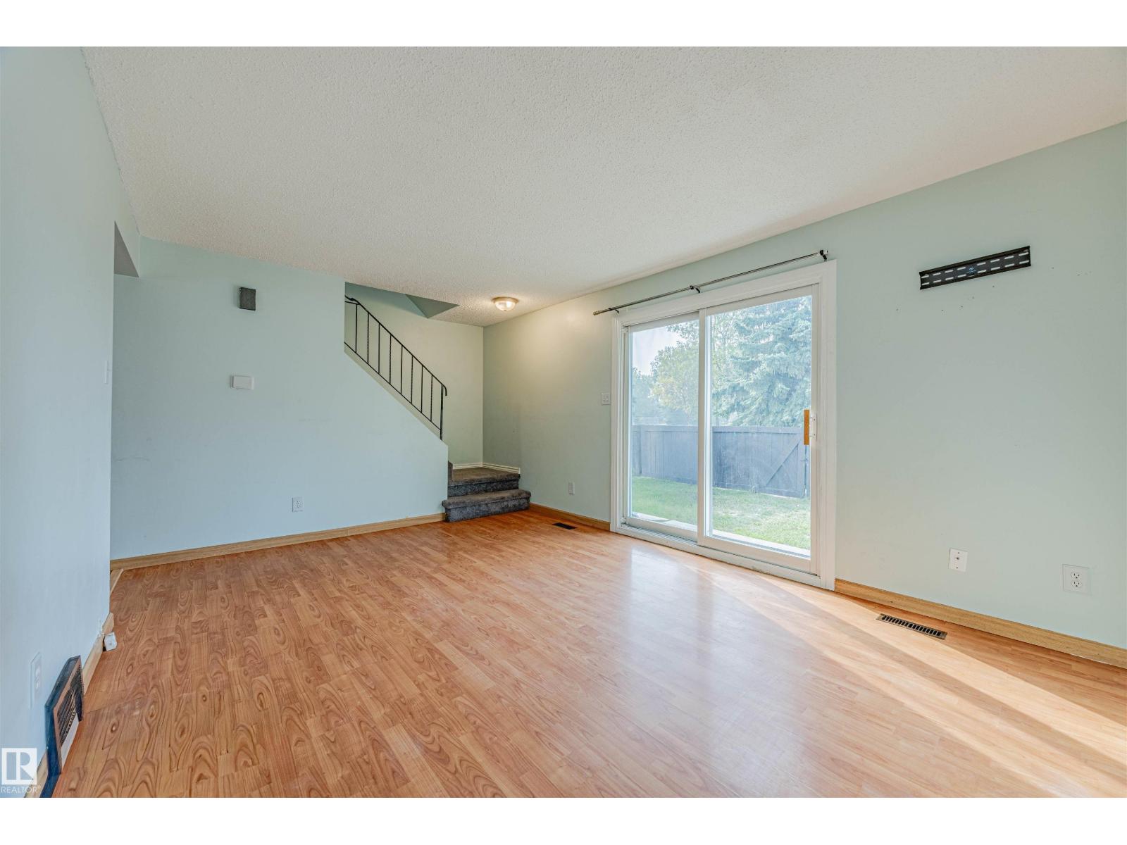 2551 135 Av Nw, Edmonton, Alberta  T5A 3S5 - Photo 11 - E4465381