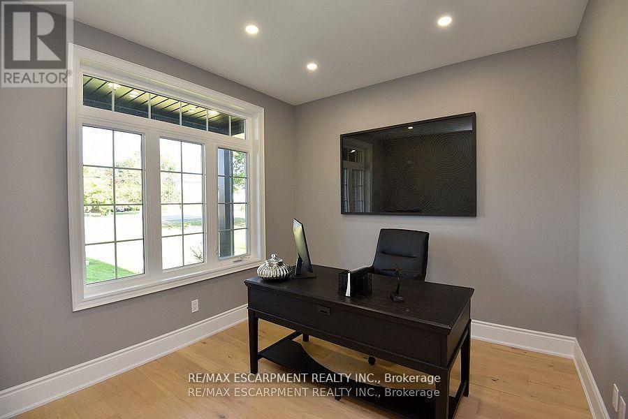 796 Highway 6, Haldimand, Ontario  N3W 1M8 - Photo 15 - X12532956