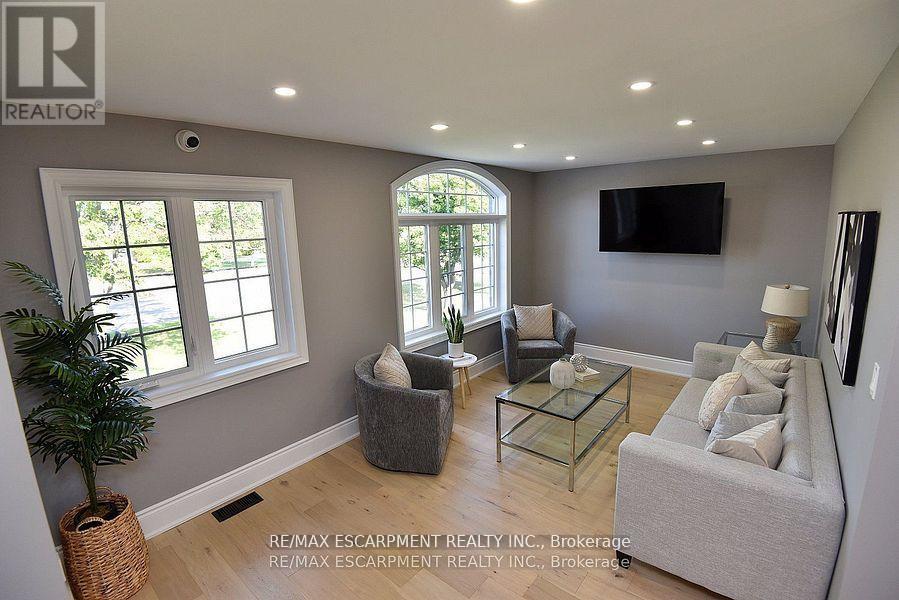 796 Highway 6, Haldimand, Ontario  N3W 1M8 - Photo 28 - X12532956