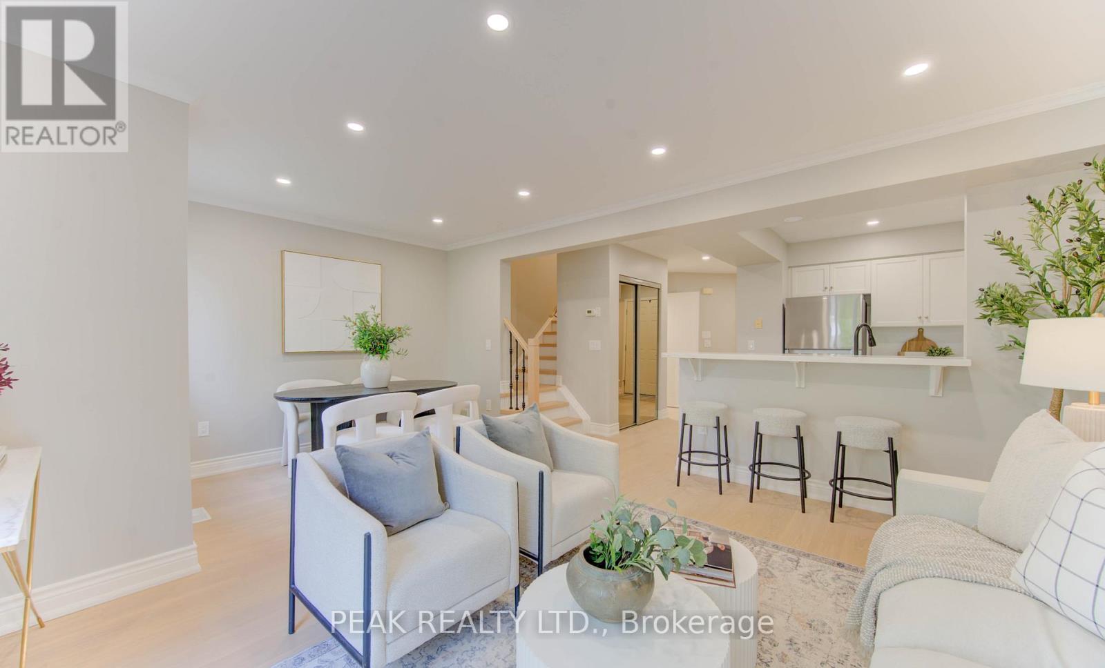 502 Mariner Drive, Waterloo, Ontario  N2K 3Y7 - Photo 17 - X12533072