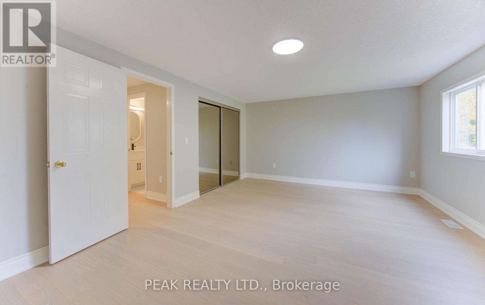 502 Mariner Drive, Waterloo, Ontario  N2K 3Y7 - Photo 34 - X12533072