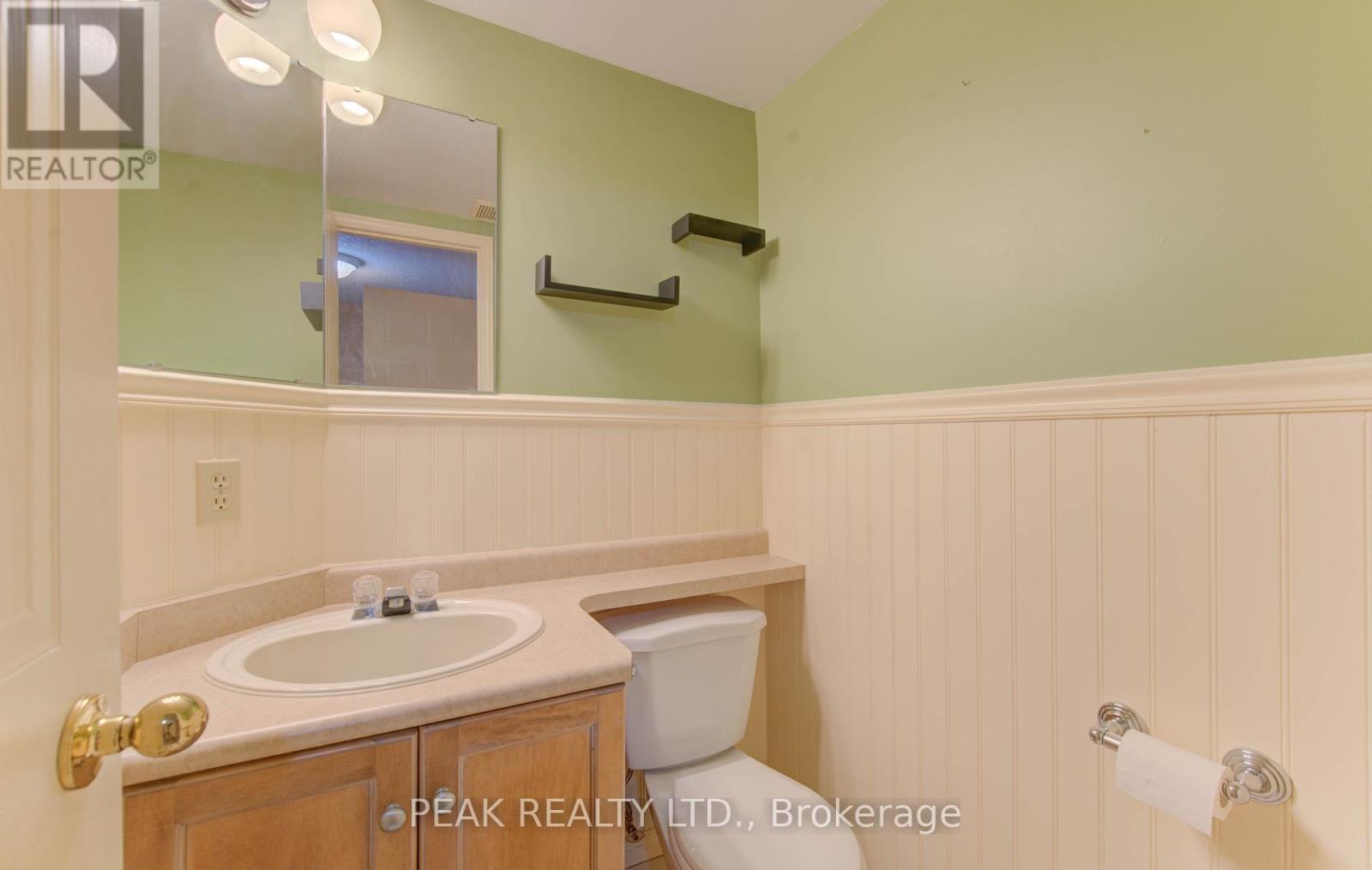 502 Mariner Drive, Waterloo, Ontario  N2K 3Y7 - Photo 42 - X12533072