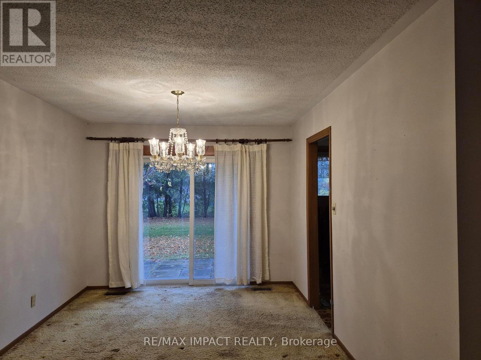 147 Burns Avenue, Quinte West, Ontario  K8N 4Z2 - Photo 10 - X12533142