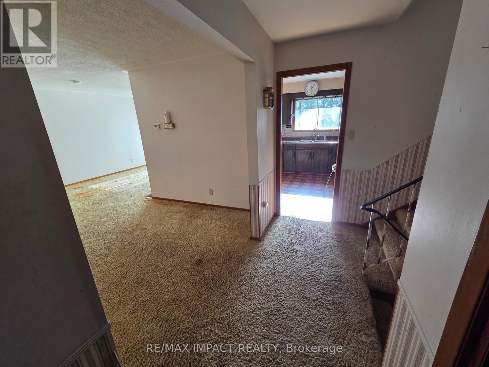 147 Burns Avenue, Quinte West, Ontario  K8N 4Z2 - Photo 5 - X12533142