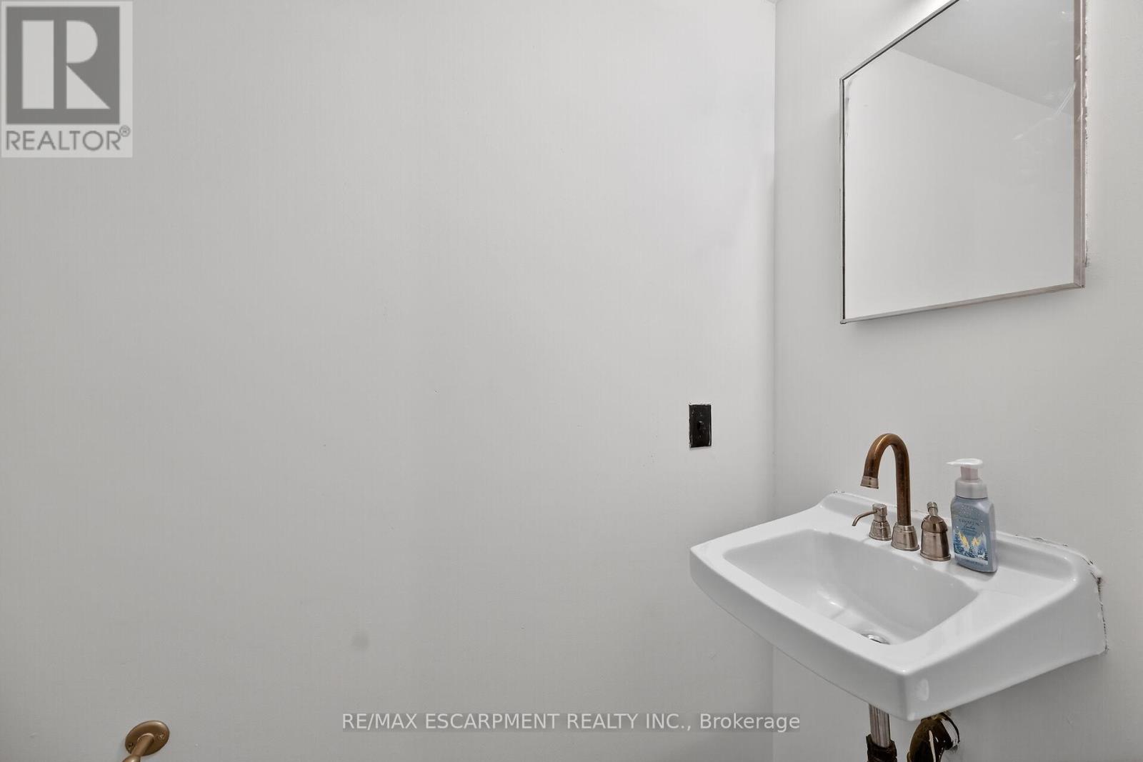 26 - 49 Peel Street, Haldimand, Ontario  N0A 1J0 - Photo 24 - X12533154