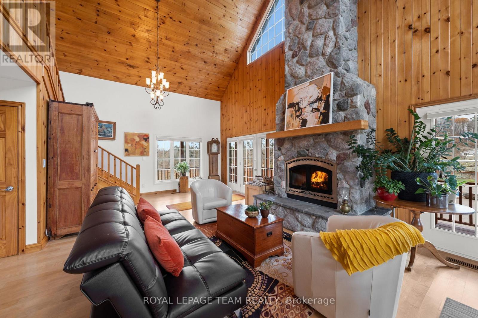 4173 Elphin-Maberly Road, Frontenac (Frontenac North), Ontario  K0H 2R0 - Photo 10 - X12533290