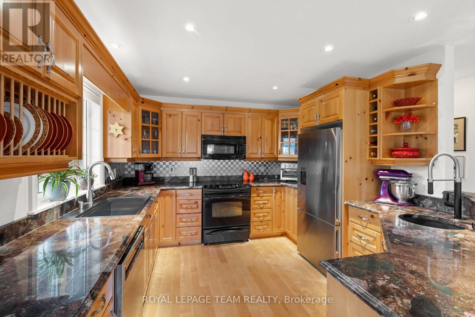 4173 Elphin-Maberly Road, Frontenac (Frontenac North), Ontario  K0H 2R0 - Photo 4 - X12533290