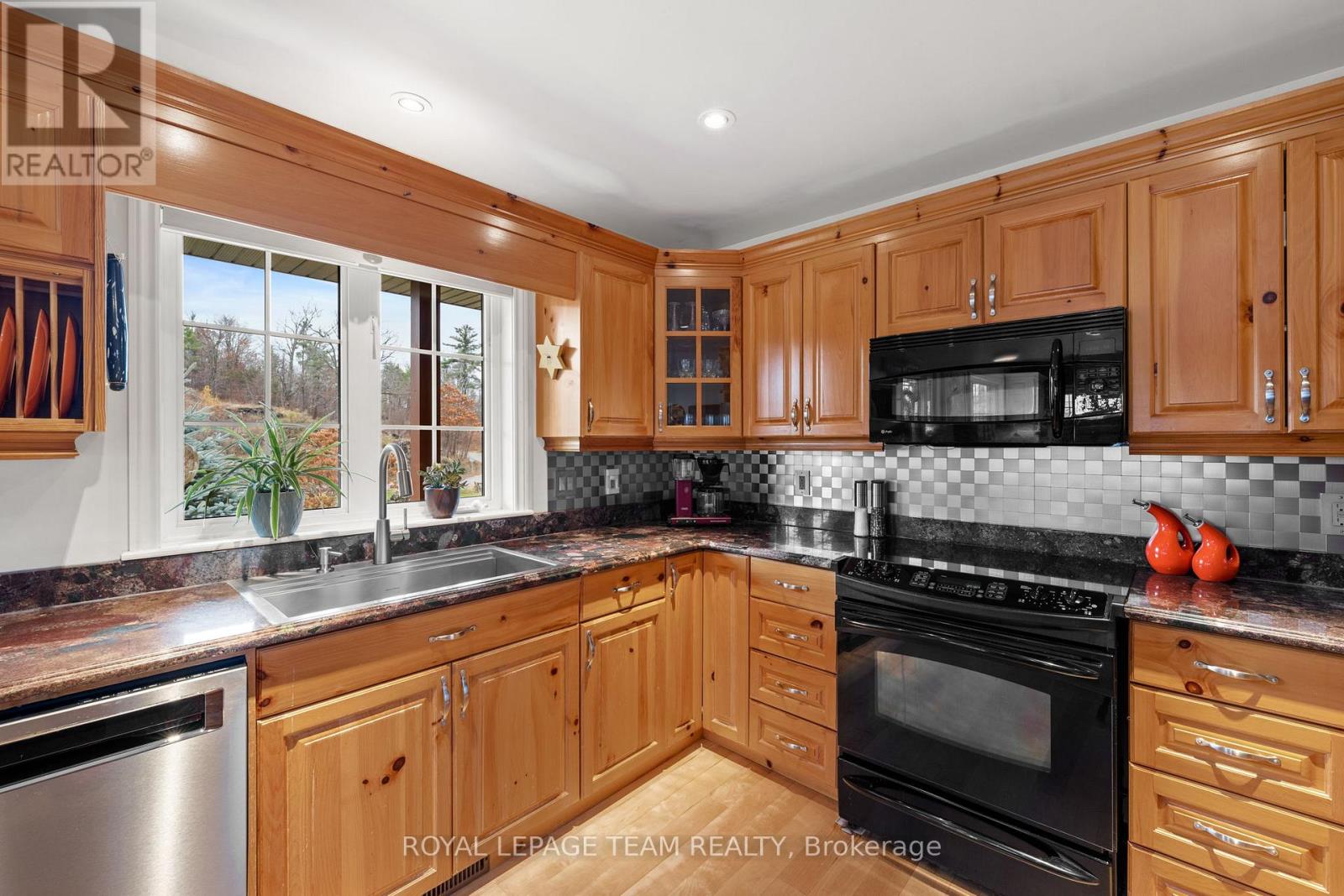 4173 Elphin-Maberly Road, Frontenac (Frontenac North), Ontario  K0H 2R0 - Photo 5 - X12533290