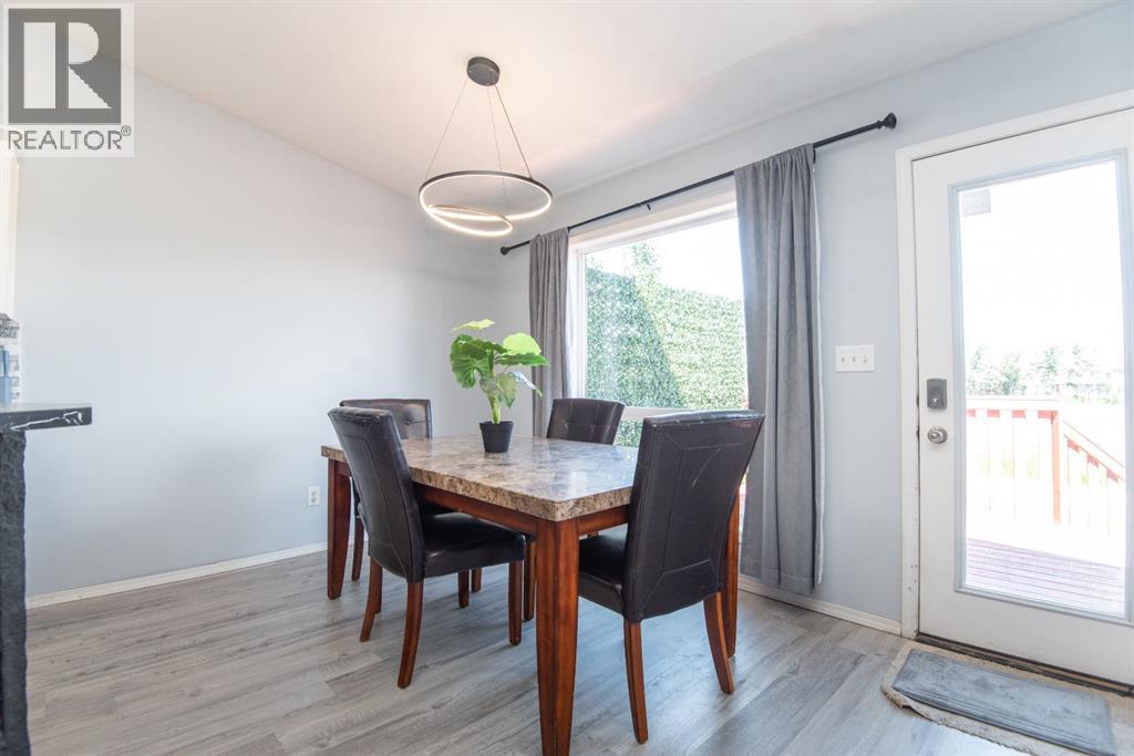 84 Wildrose Drive, Sylvan Lake, Alberta  T4s 2L1 - Photo 6 - A2238167