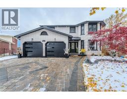 11 ROYAL OAK Drive, Brantford, Ontario