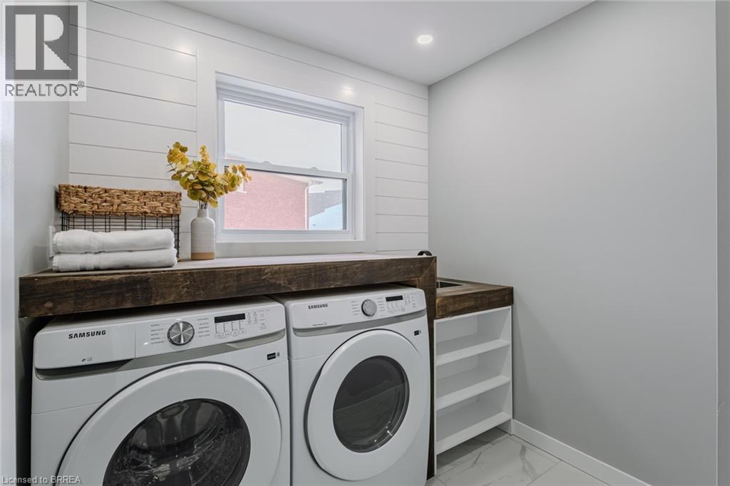 11 Royal Oak Drive, Brantford, Ontario  N3R 7P2 - Photo 9 - 40786124