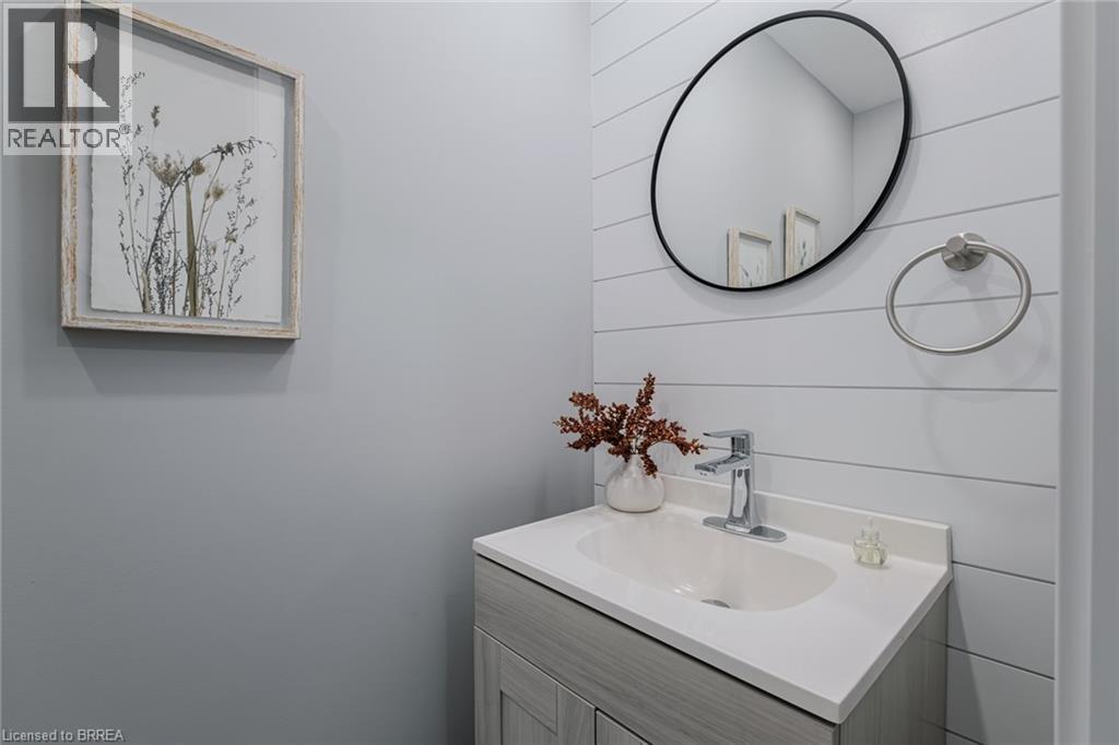 11 Royal Oak Drive, Brantford, Ontario  N3R 7P2 - Photo 12 - 40786124