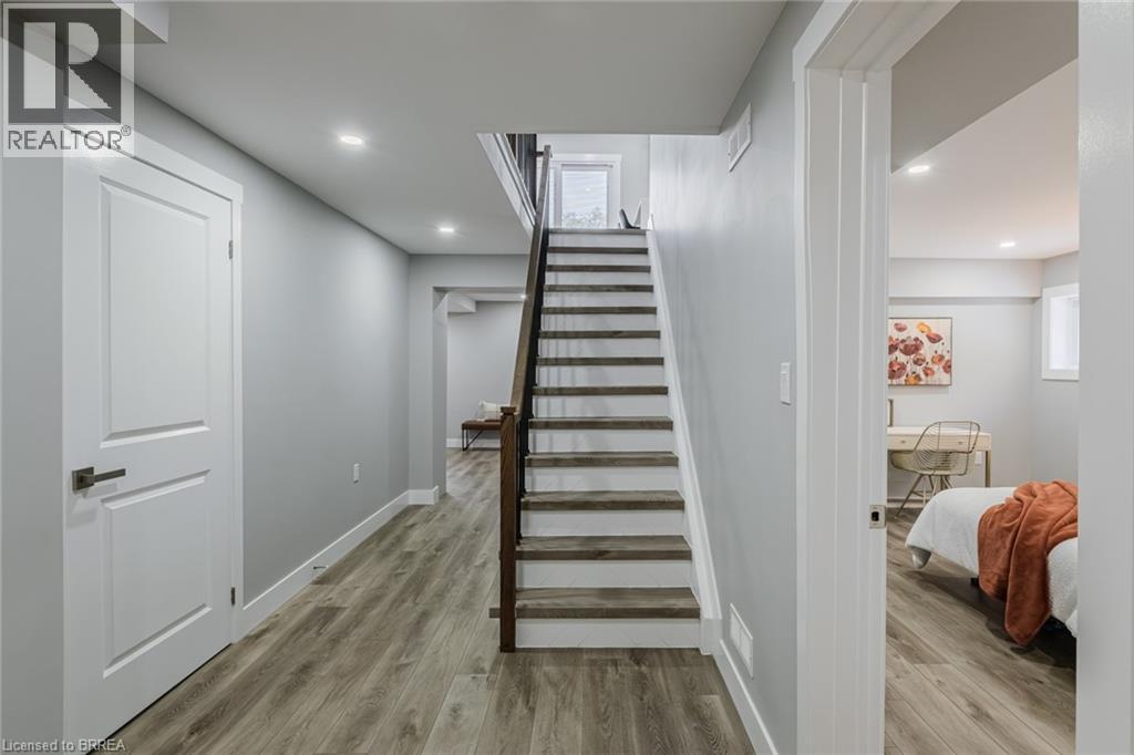 11 Royal Oak Drive, Brantford, Ontario  N3R 7P2 - Photo 33 - 40786124