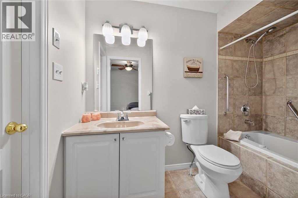 212 Stonehenge Drive Unit# 31, Ancaster, Ontario  L9K 1N5 - Photo 34 - 40786301