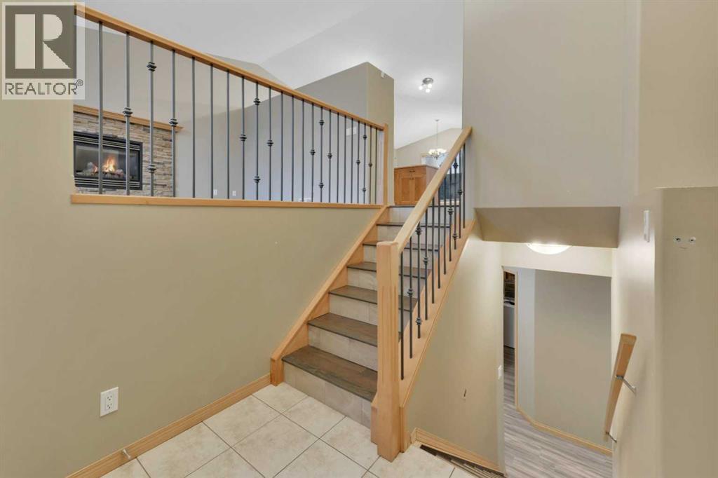 56 Allwright Close, Red Deer, Alberta  T4R 3P2 - Photo 2 - A2268151