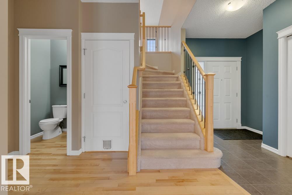 8111 16a Av Sw, Edmonton, Alberta  T6X 0H8 - Photo 9 - E4465383