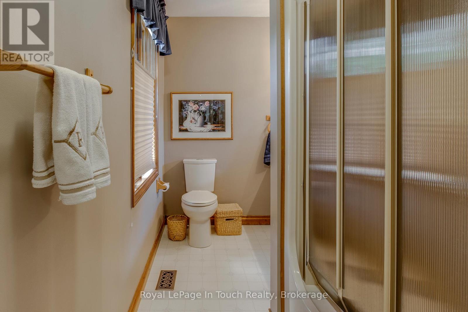 29 Mary Jane Road, Tiny, Ontario L0L 2T0 - Photo 28 - S12451181