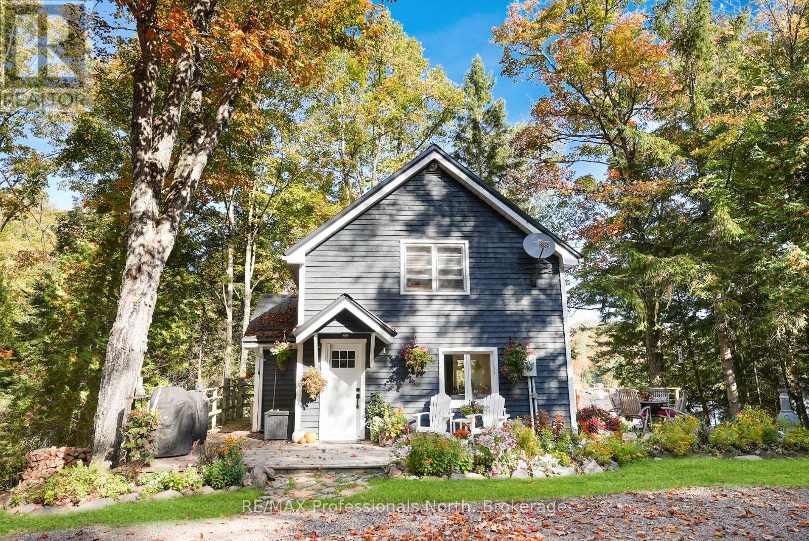 1005 Osgoode Road, Minden Hills, Ontario  K0M 2K0 - Photo 3 - X12441460