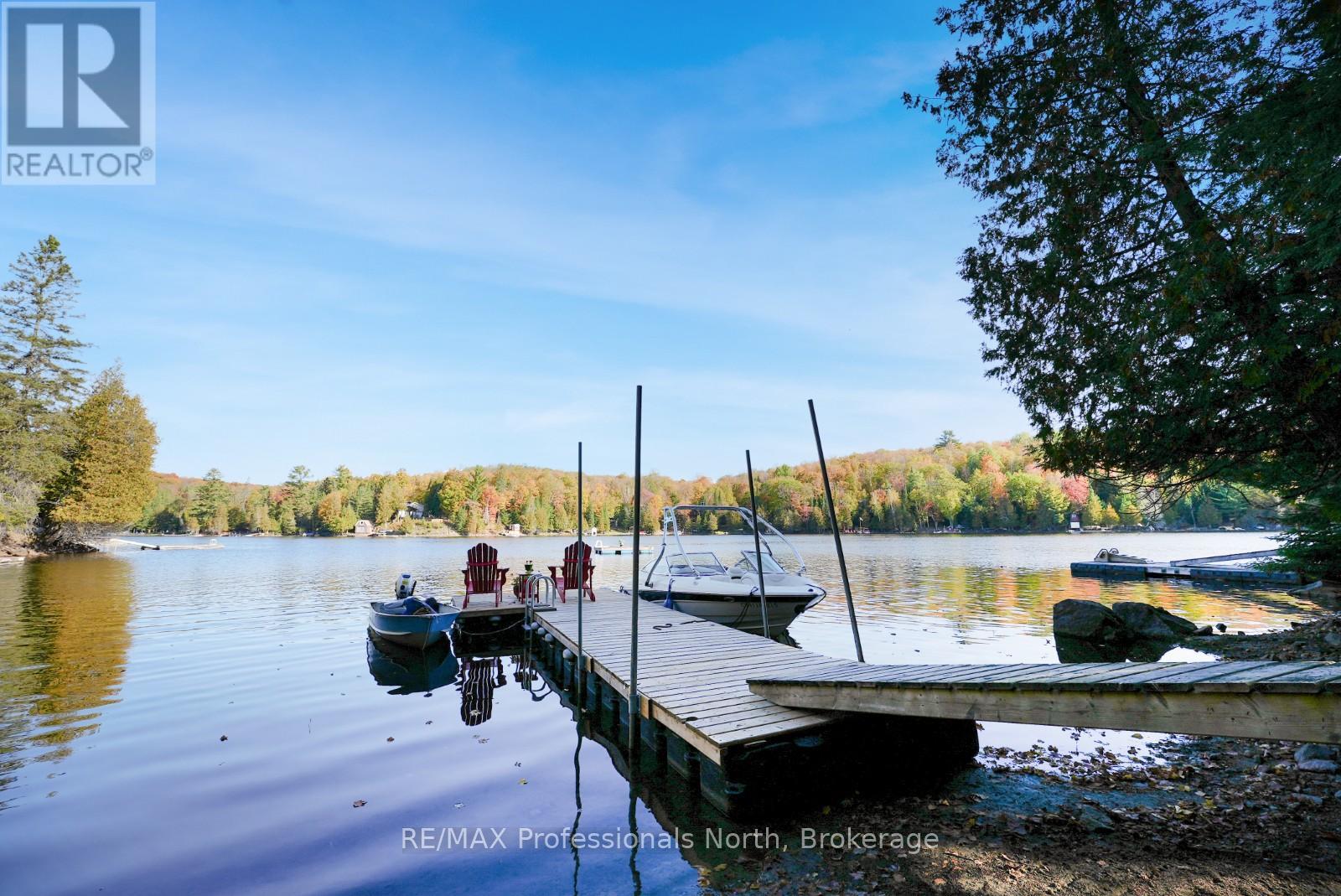1005 Osgoode Road, Minden Hills, Ontario  K0M 2K0 - Photo 37 - X12441460