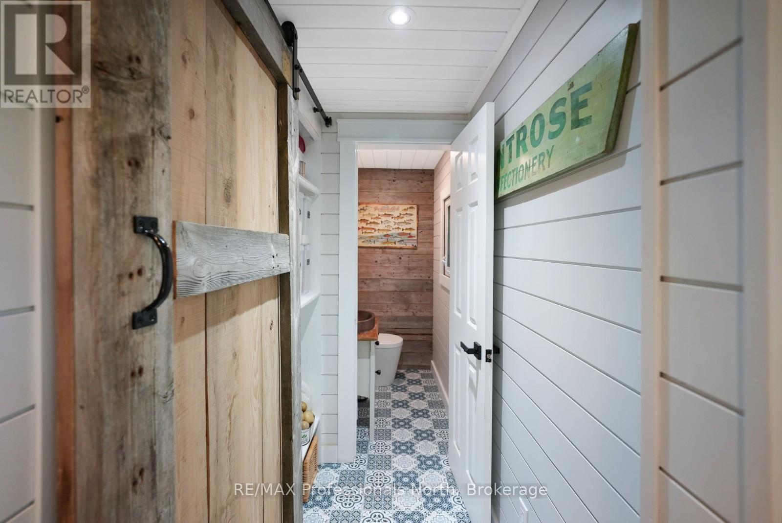 1005 Osgoode Road, Minden Hills, Ontario  K0M 2K0 - Photo 17 - X12441460