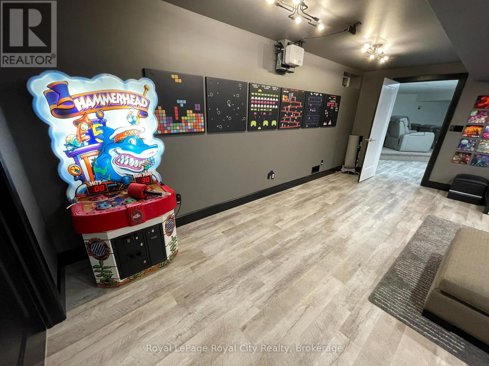 20 Fox Run Drive, Puslinch, Ontario  N0B 2J0 - Photo 31 - X12464474