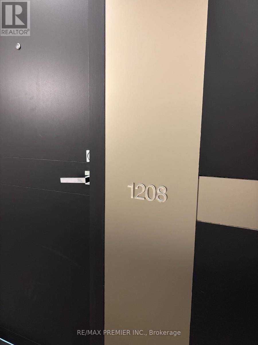 1208 - 29 Queens Quay E, Toronto, Ontario  M5E 0A4 - Photo 2 - C12533204