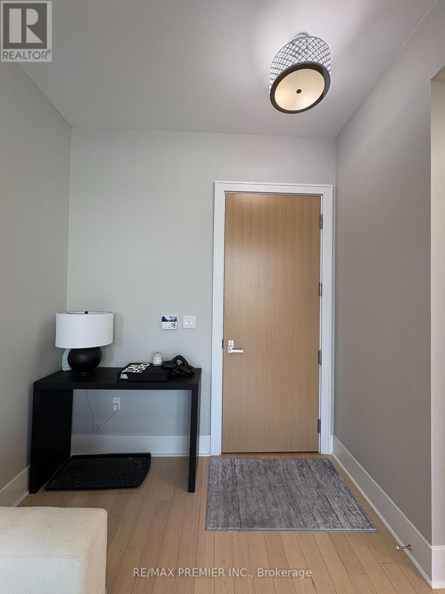 1208 - 29 Queens Quay E, Toronto, Ontario  M5E 0A4 - Photo 3 - C12533204