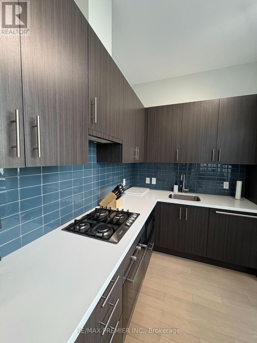 1208 - 29 Queens Quay E, Toronto, Ontario  M5E 0A4 - Photo 8 - C12533204