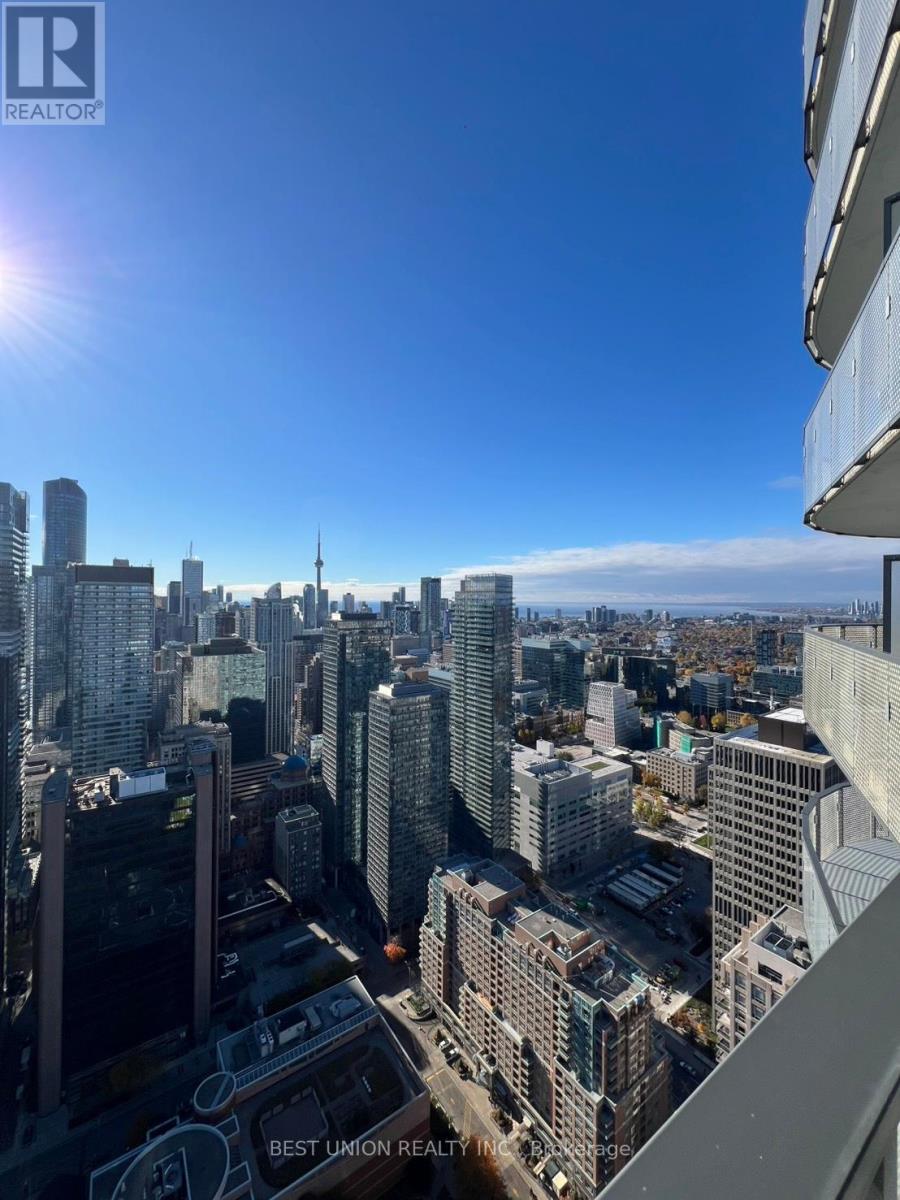 4804 - 11 Wellesley Street W, Toronto, Ontario  M4Y 0G4 - Photo 4 - C12533314