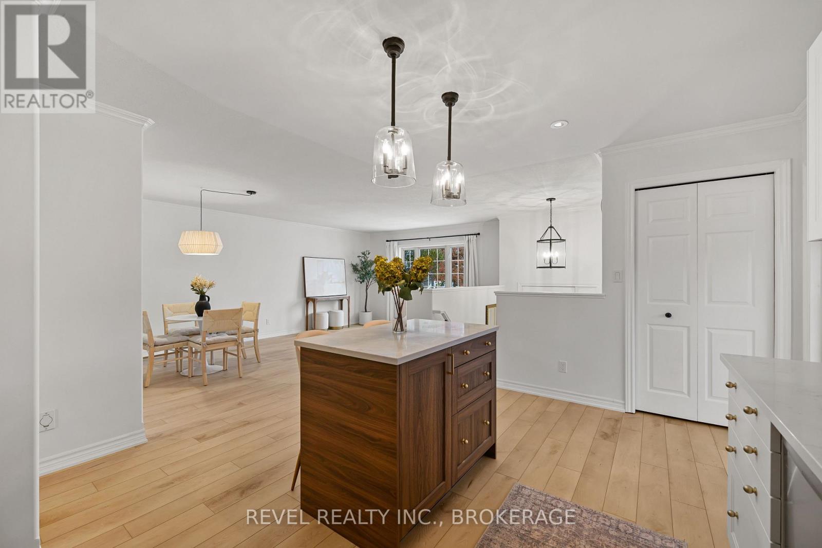 108 Islandview Drive, Loyalist, Ontario K7N 0A5 - Photo 12 - X12532552