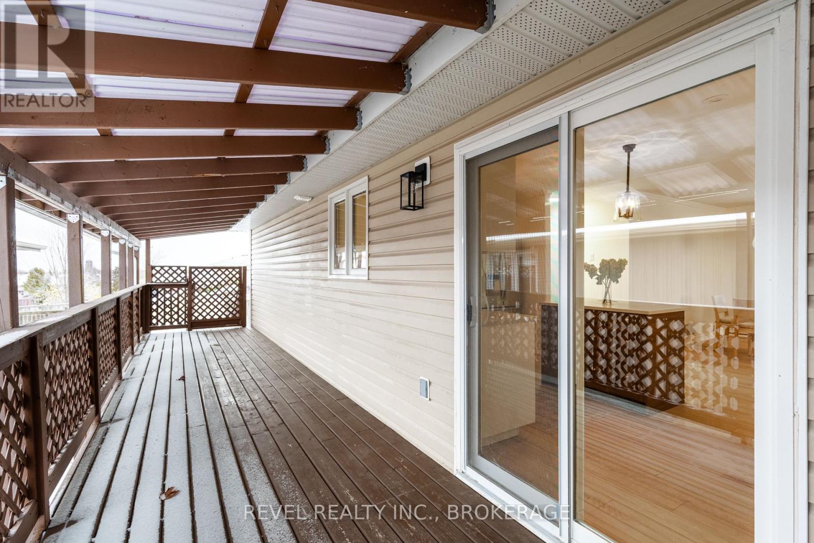 108 Islandview Drive, Loyalist, Ontario K7N 0A5 - Photo 27 - X12532552