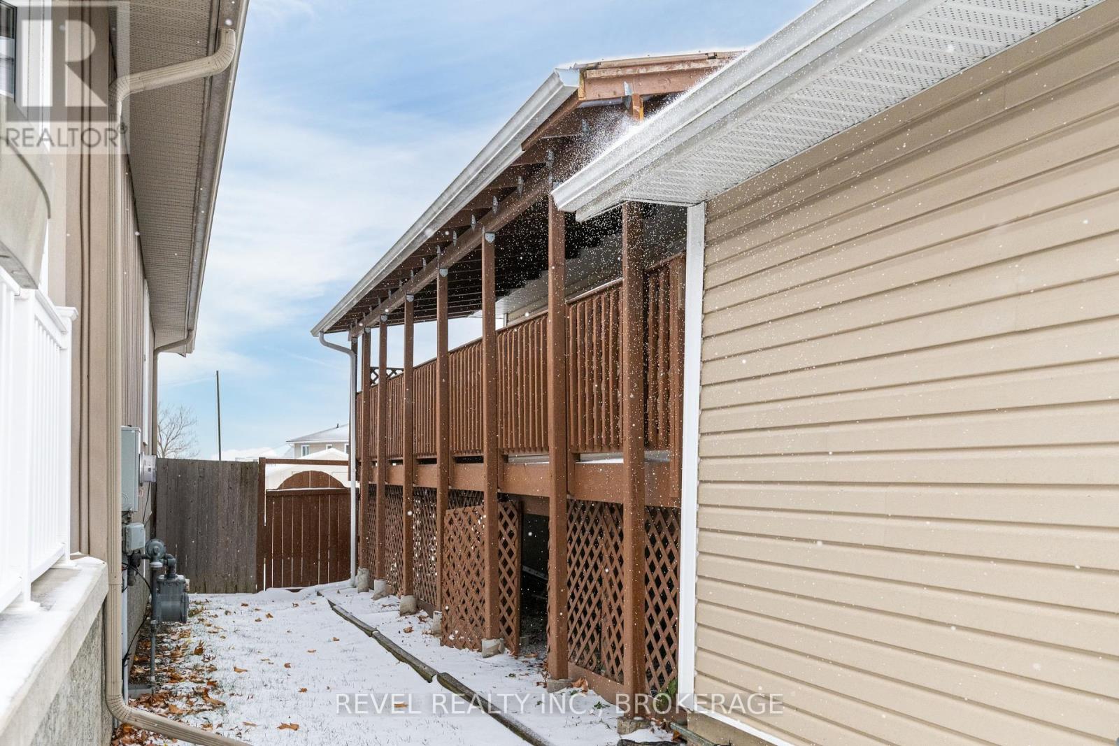 108 Islandview Drive, Loyalist, Ontario K7N 0A5 - Photo 26 - X12532552