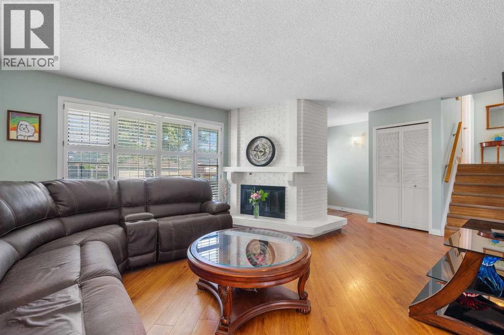 232 Templeside Circle Ne, Calgary, Alberta  T1Y 3L9 - Photo 10 - A2246357