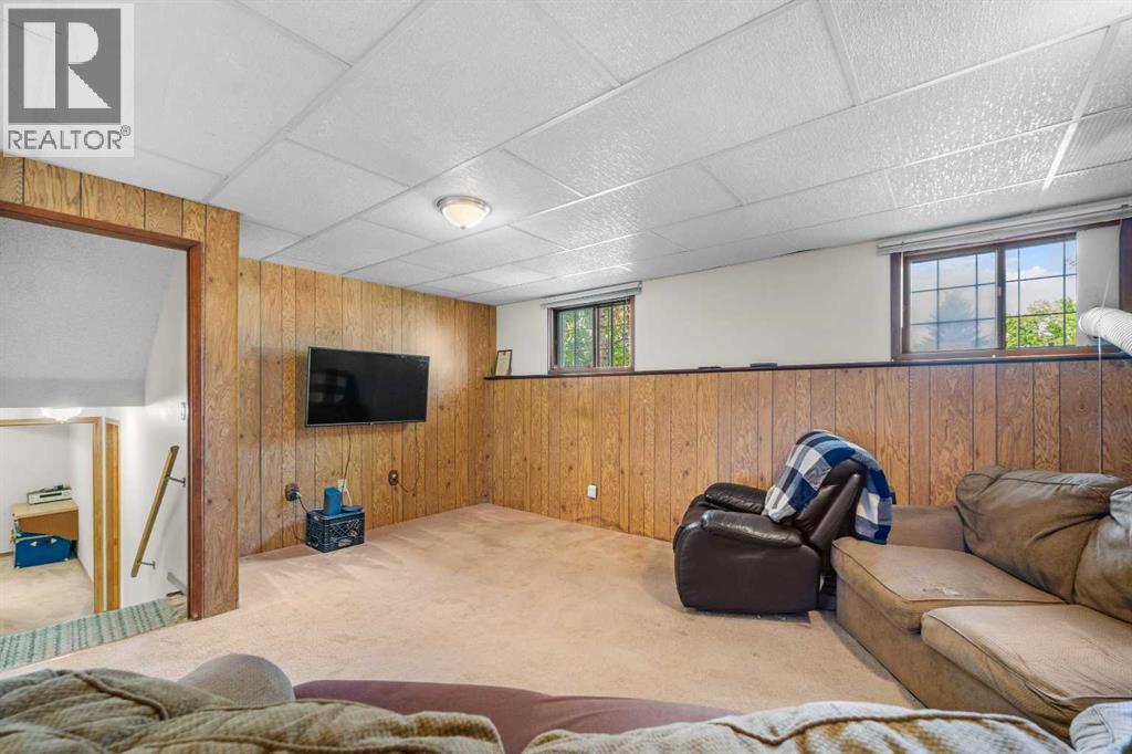 232 Templeside Circle Ne, Calgary, Alberta  T1Y 3L9 - Photo 32 - A2246357